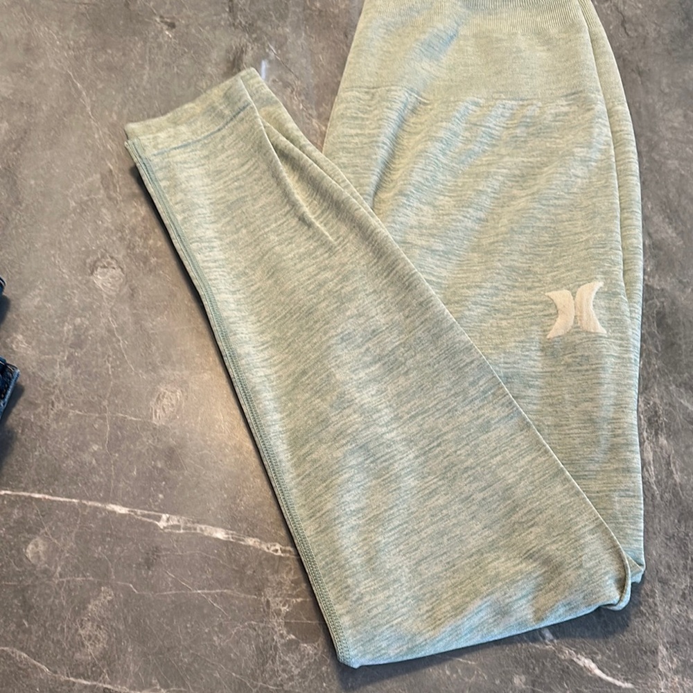 Soft Green Hurley Leggings
